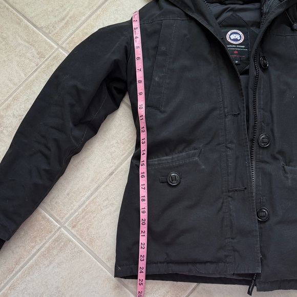 Canada Goose Black Puffer Jacket with Fur Hood PETITE SMALL - Picture 5 of 14